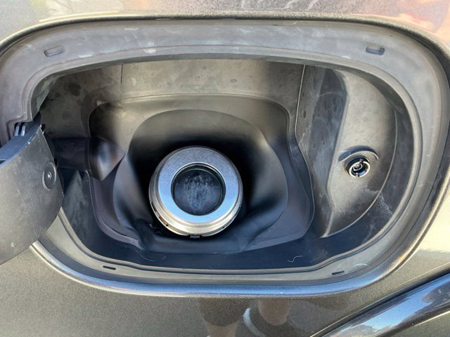 Used 2019 RAM 1500 Laramie AWD/4WD image 6
