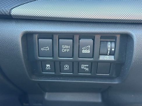 Used 2021 Subaru Forester Limited w/ Popular Package #3 image 16