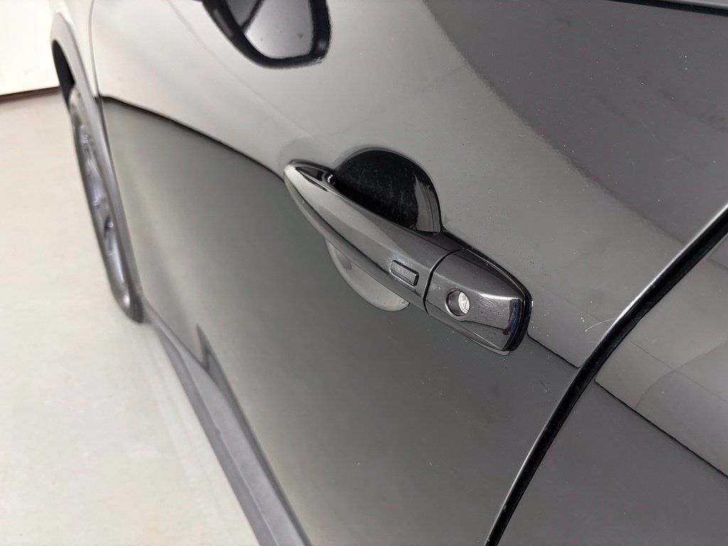 Used 2024 Nissan Rogue SV FWD image 13