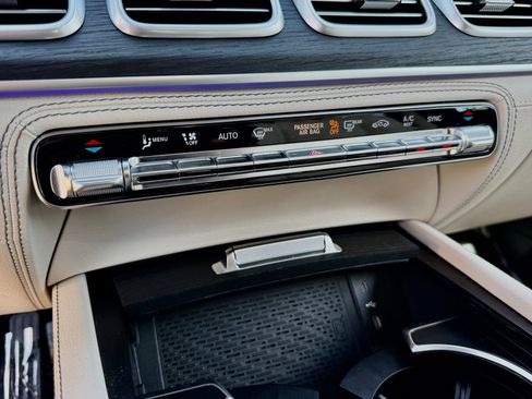 Used 2025 Mercedes-Benz GLE 350 4MATIC image 38