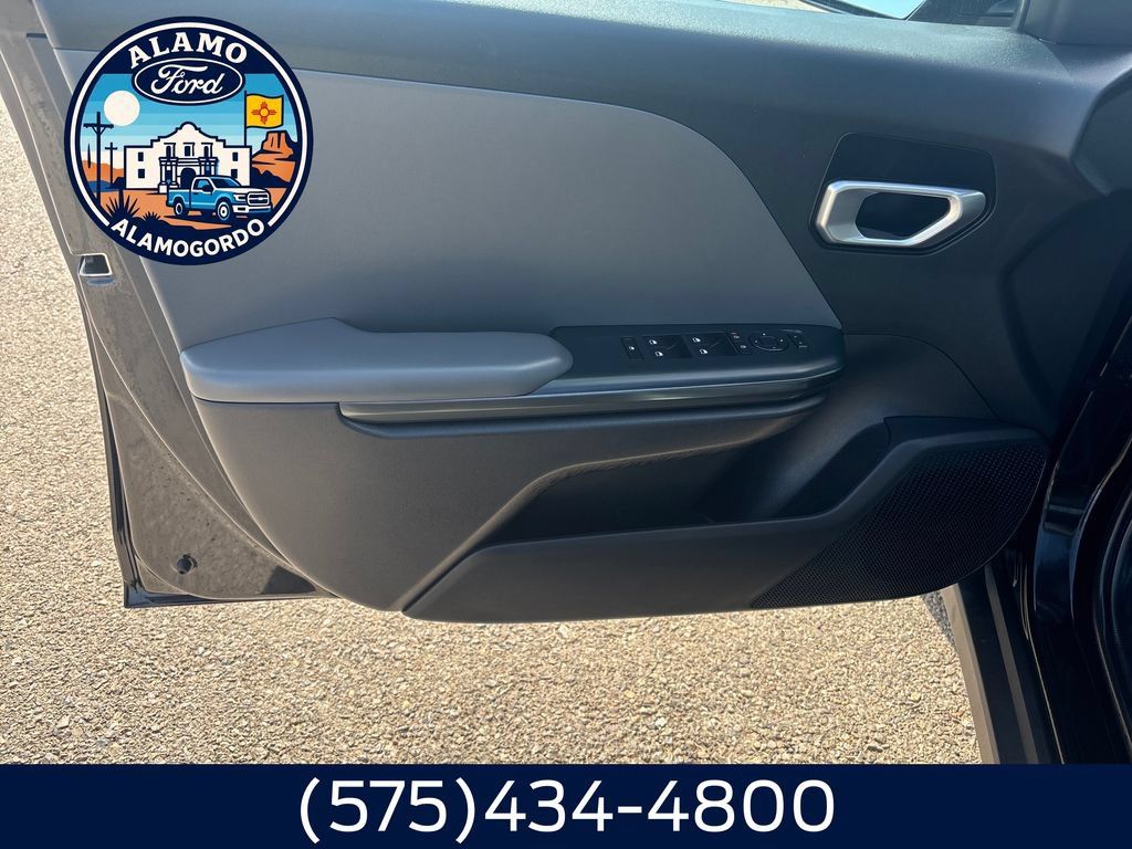 Used 2025 Kia K4 FWD image 10