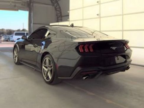 Used 2024 Ford Mustang Premium RWD image 5