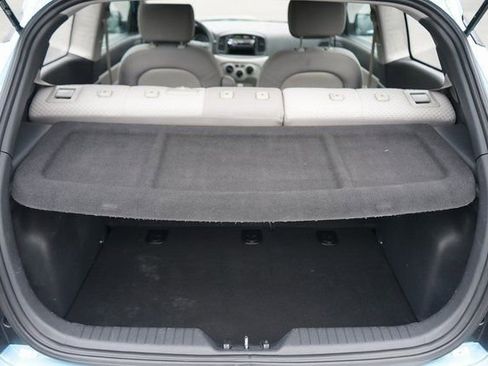 Used 2008 Hyundai Accent GS image 3