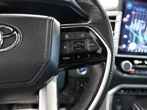 Used 2023 Toyota Sequoia Platinum image 27