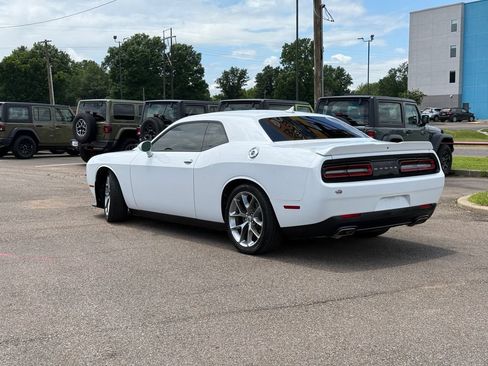 Used 2021 Dodge Challenger GT RWD image 12