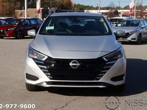 New 2025 Nissan Versa SV image 2