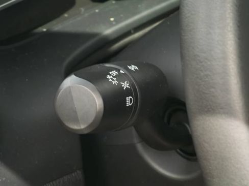 Used 2014 MAZDA MAZDA3 i Touring FWD image 29