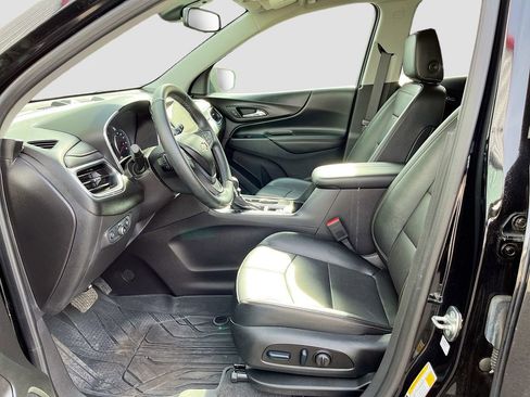Used 2024 Chevrolet Equinox Premier AWD/4WD image 22