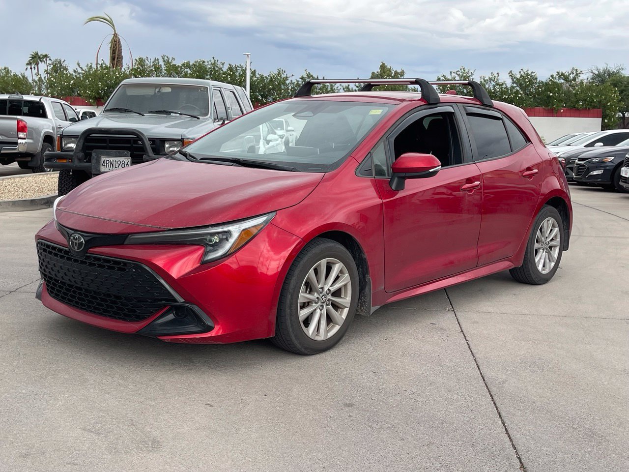 Used 2025 Toyota Corolla SE FWD image 4