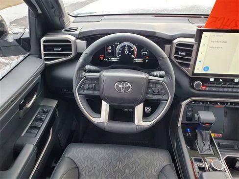 Used 2025 Toyota Tundra Limited image 14