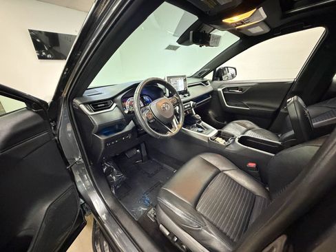 Used 2020 Toyota RAV4 XSE AWD/4WD image 23