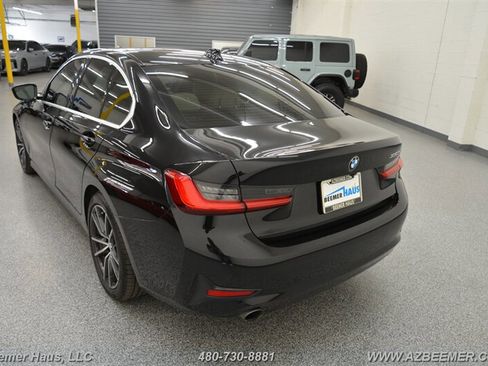 Used 2020 BMW 330i Sedan w/ Driving Assistance Package image 11