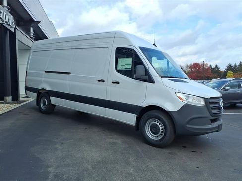 New 2026 Mercedes-Benz Sprinter 2500 image 7