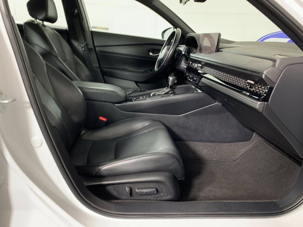 Used 2023 Honda Accord Sport image 38