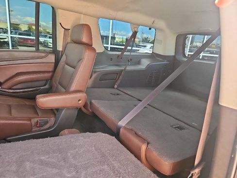 Used 2016 Chevrolet Suburban LTZ image 25