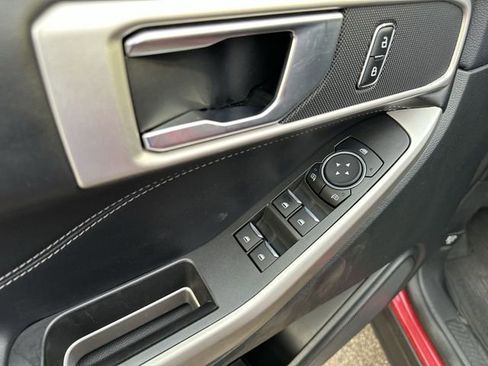 Used 2023 Ford Explorer XLT w/ Equipment Group 202A image 17