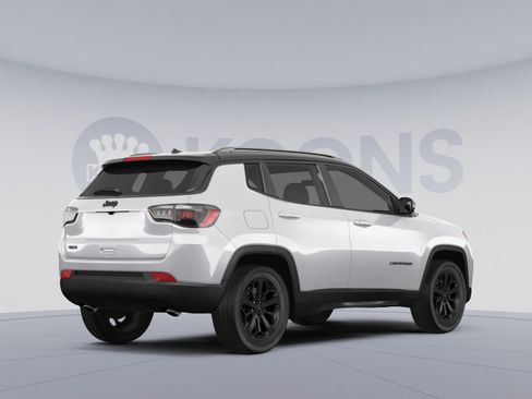 Used 2024 Jeep Compass Limited w/ Sun and Sound Group AWD/4WD image 4