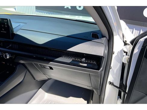 Used 2026 Honda CR-V EX-L image 18