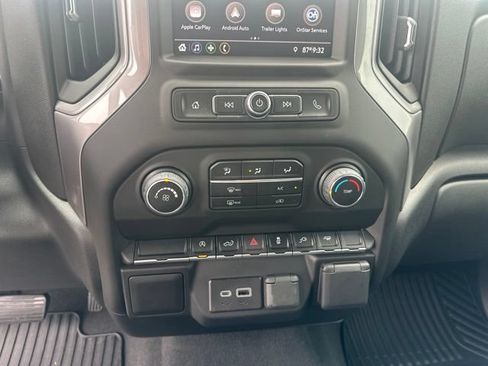 Used 2022 Chevrolet Silverado 1500 Custom w/ Safety Confidence Package RWD image 18