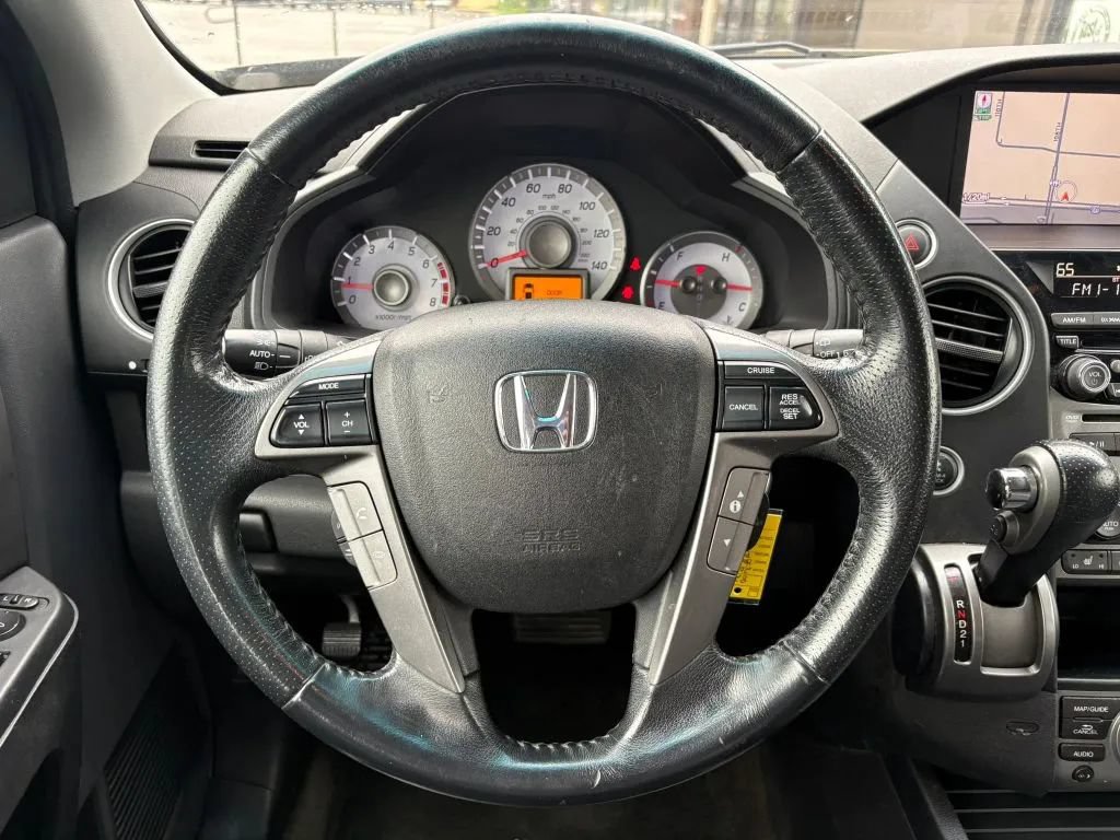 Used 2014 Honda Pilot Touring image 16