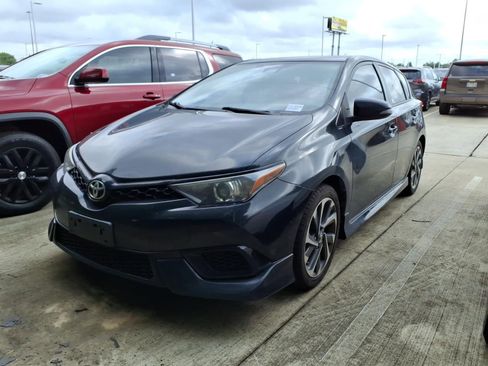Certified 2018 Toyota Corolla iM image 4
