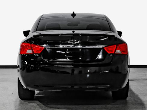 Used 2017 Chevrolet Impala LT FWD image 7