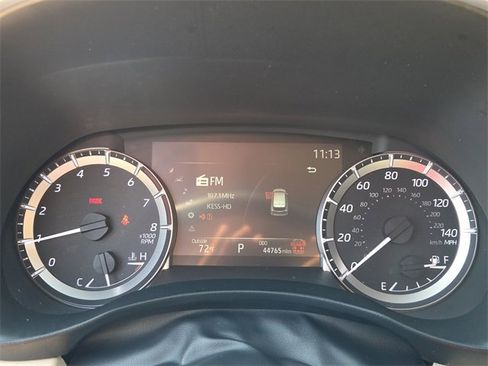 Used 2024 Toyota Highlander XLE image 25