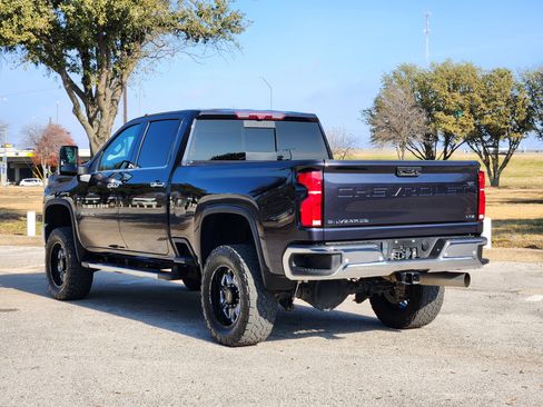 Used 2024 Chevrolet Silverado 3500 LTZ w/ LTZ Plus Package image 5