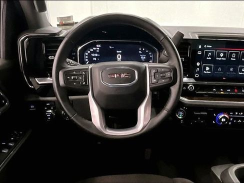 Used 2025 GMC Sierra 1500 SLE AWD/4WD image 6