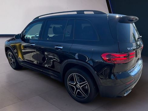 Certified 2026 Mercedes-Benz GLB 250 4MATIC image 2