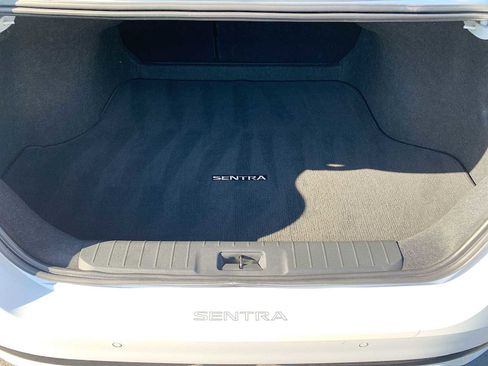 Used 2024 Nissan Sentra SR FWD image 23