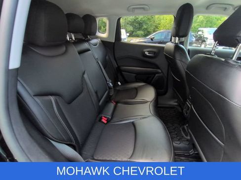 Used 2021 Jeep Compass Latitude w/ Convenience Group AWD/4WD image 24
