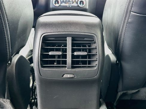 Used 2025 Ford Escape ST-Line FWD image 16