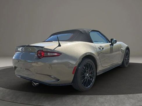 Used 2023 MAZDA MX-5 Miata Club w/ Brembo/BBS Recaro Package image 5