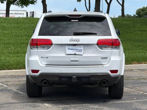 Used 2018 Jeep Grand Cherokee Limited image 6