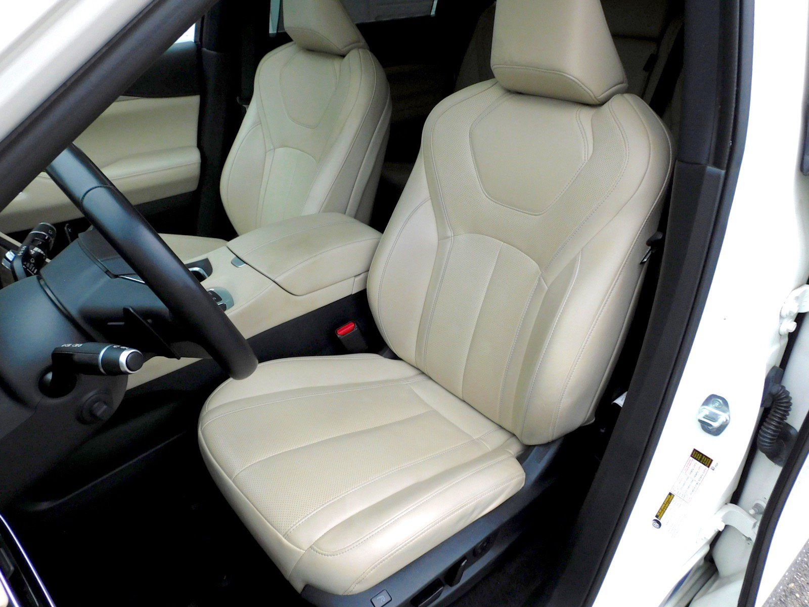 Used 2023 INFINITI QX60 Sensory AWD/4WD image 14