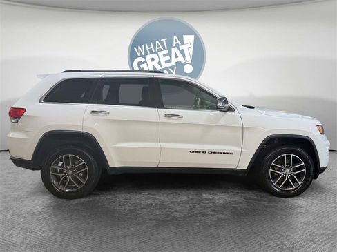 Used 2018 Jeep Grand Cherokee Limited image 2