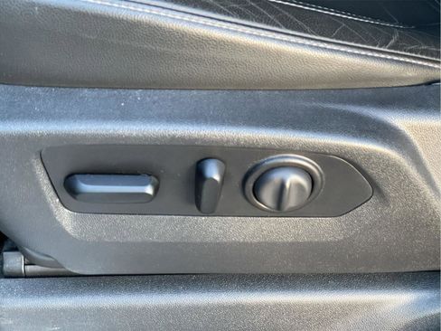 Used 2020 Chevrolet Silverado 1500 LT w/ All-Star Edition image 24