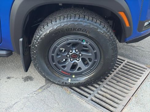 New 2026 Nissan Frontier PRO-4X image 9