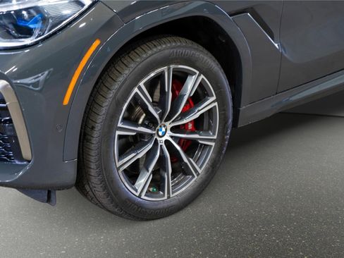 Used 2022 BMW X6 M50i w/ Executive Package image 8