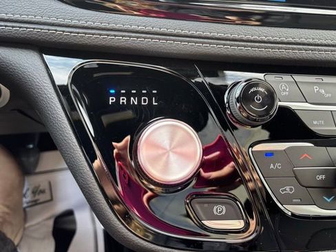 New 2026 Chrysler Pacifica Select image 23