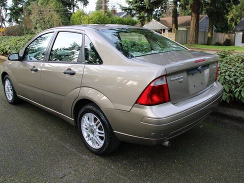 Used 2005 Ford Focus S image 4