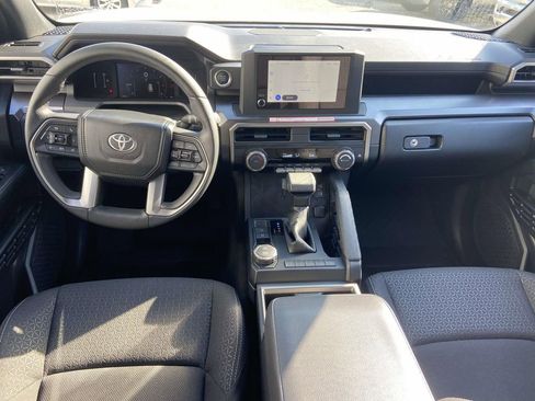 Used 2025 Toyota 4Runner SR5 image 11