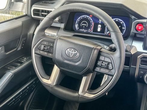 New 2026 Toyota 4Runner TRD Off-Road AWD/4WD image 15