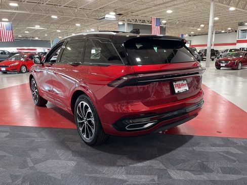 New 2026 Lincoln Nautilus Reserve image 5