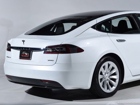 Used 2018 Tesla Model S 100D image 14