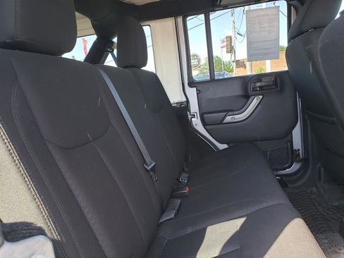 Used 2016 Jeep Wrangler Unlimited Sport w/ Quick Order Package 24S AWD/4WD image 17