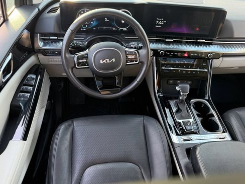 Used 2024 Kia Carnival SX Prestige FWD image 14