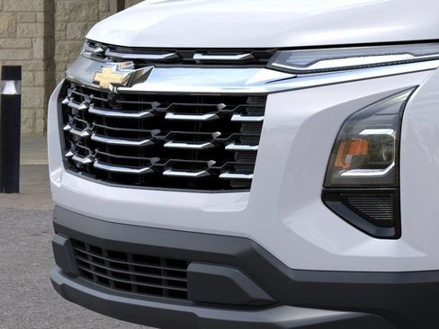 New 2026 Chevrolet Equinox LT FWD image 13