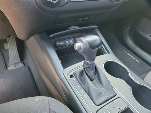 Used 2018 Kia Sorento L FWD image 21